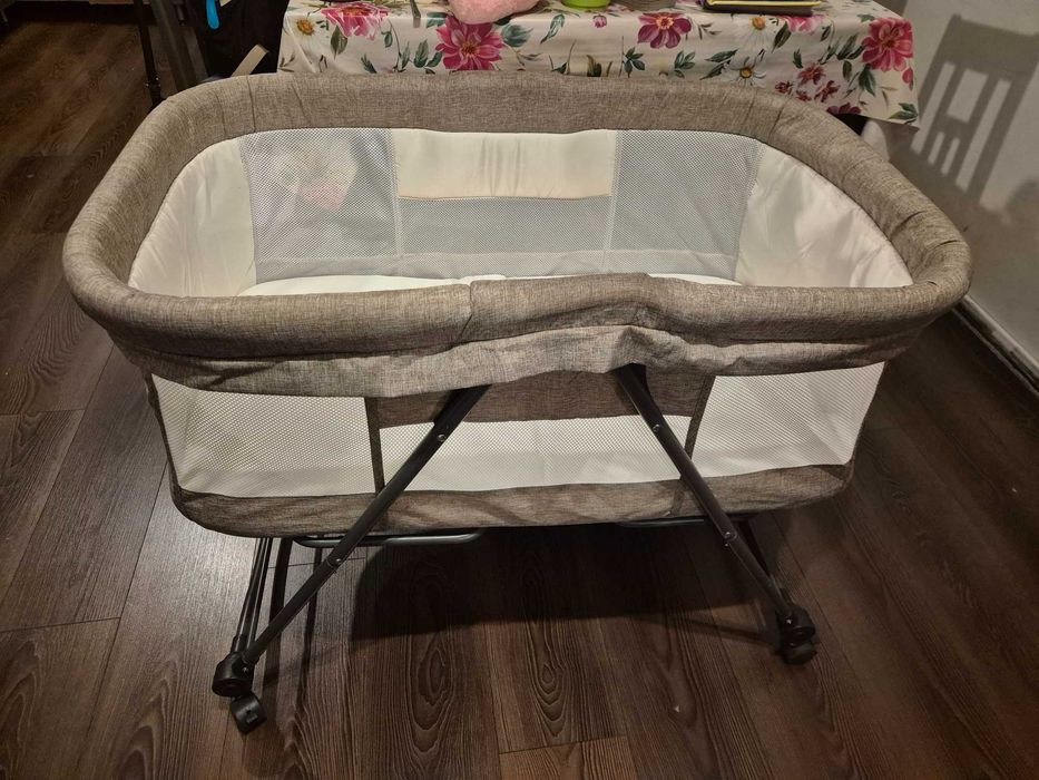 Patut Pliabil pentru Bebelusi, WowStep