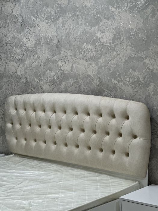 Спальная кровать