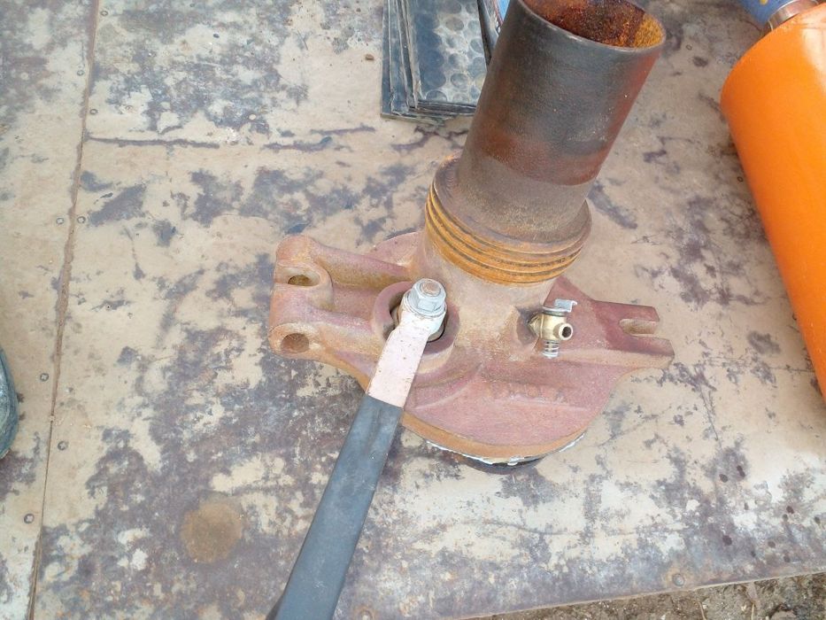 isuzu yechilgan boshka sotiladi