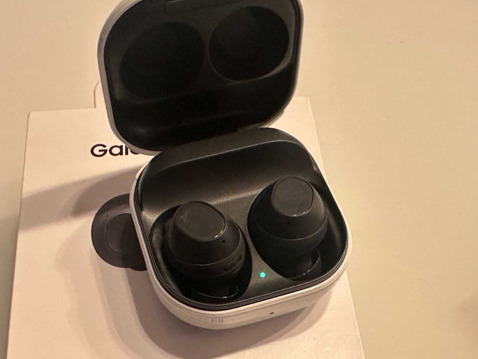Безжични слушалки Samsung Galaxy Buds FE