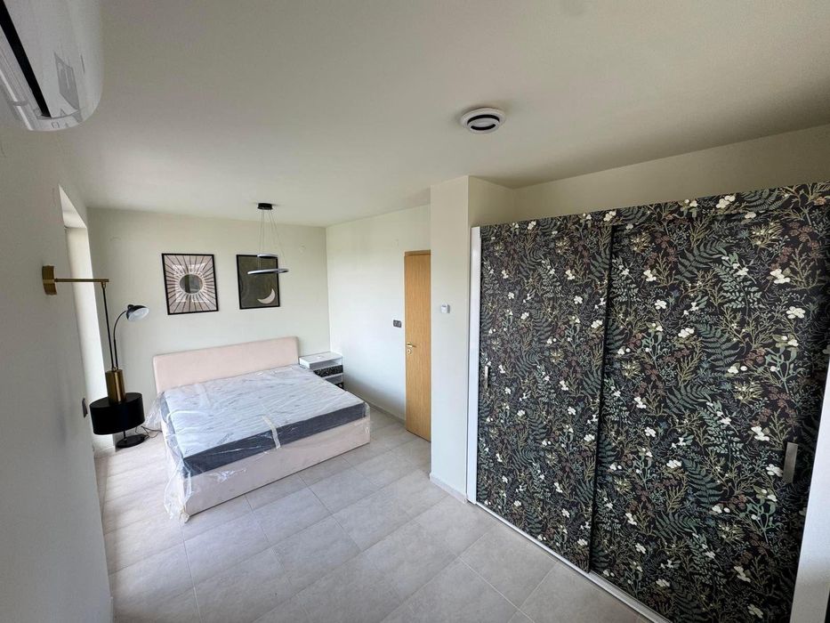 Дава се под наем Двустаен апартамент в София, Витоша - 79 кв.м за 597.21 € - Снимка #2