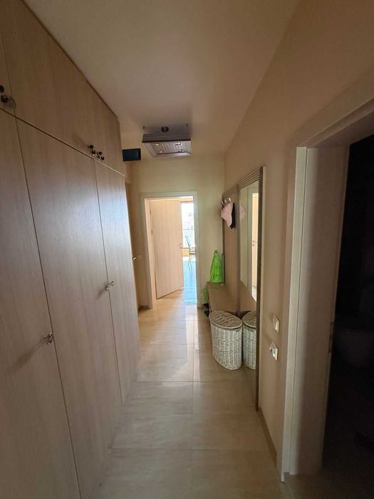 Тристаен с гледка море в Аргищ Партез