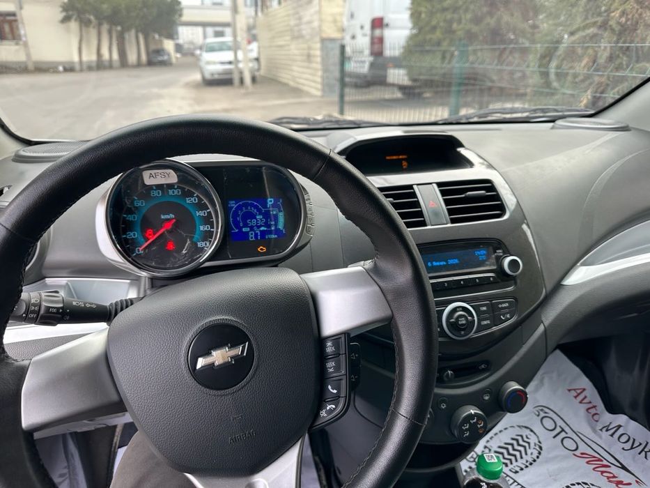 Продам Спарк в хорошем состояние