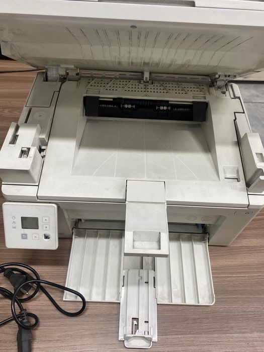Продается принтер HP