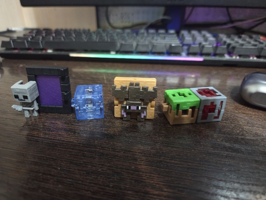 Обмен игрушек kinder