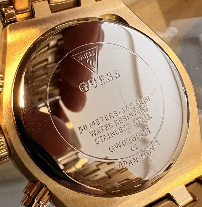 Часовници Guess нови