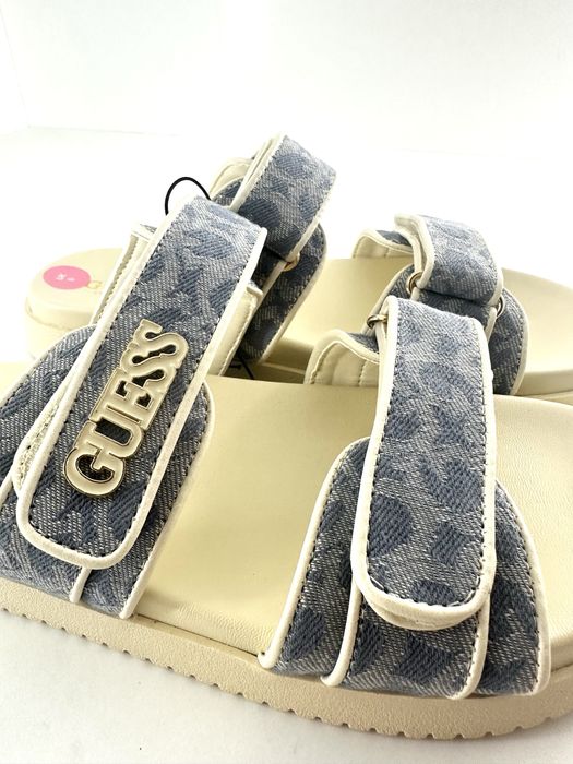 Сандали/чехли GUESS