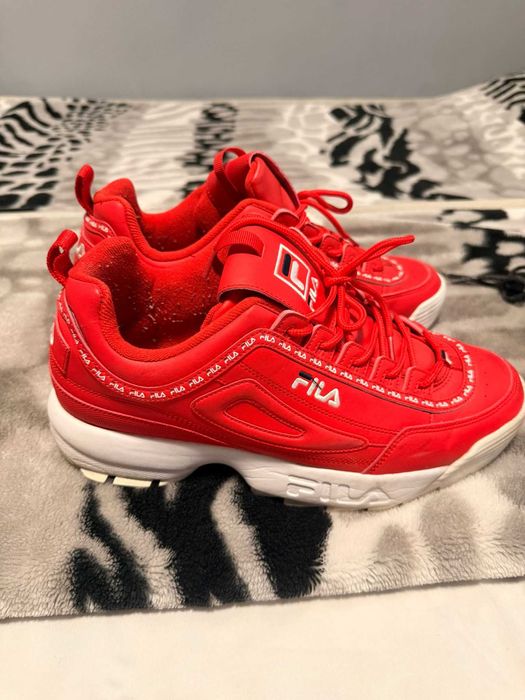 FILA Disruptor logo M
