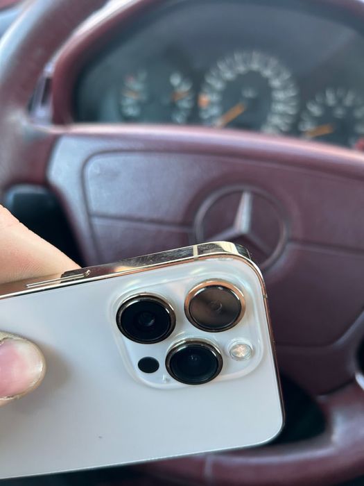 Продам айфон 13 про 256 гб