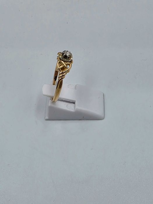 Inel de Aur 18K cu design clasic