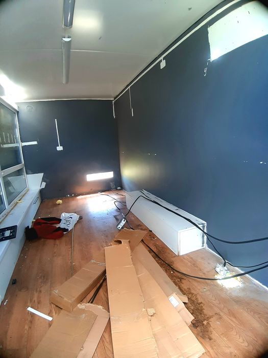 Продам Прицеп-Павельон Купава