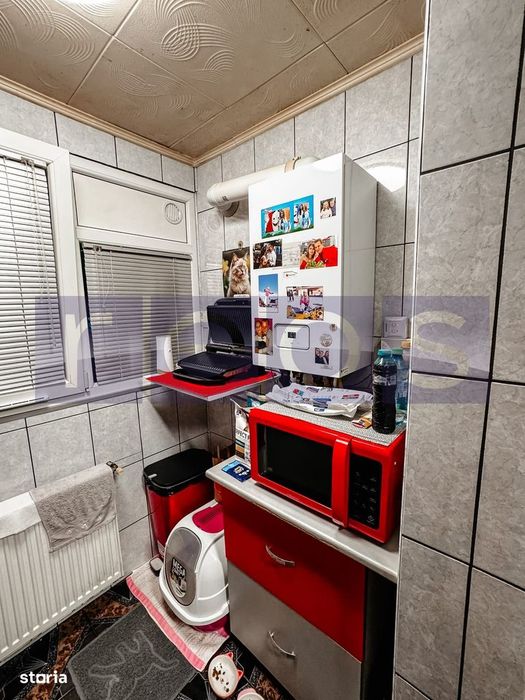 Vanz Are 3 Camere Zona Fizicienilor | Bloc Anvelopat | Centrala |