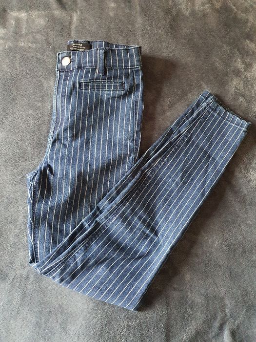 Skinny / тесни тъмносини дънки с бели райета