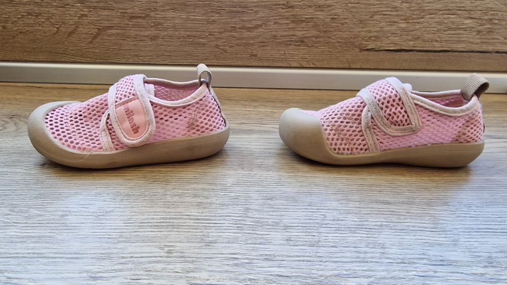 Детски, бебешки боси обувки Milash 22 номер