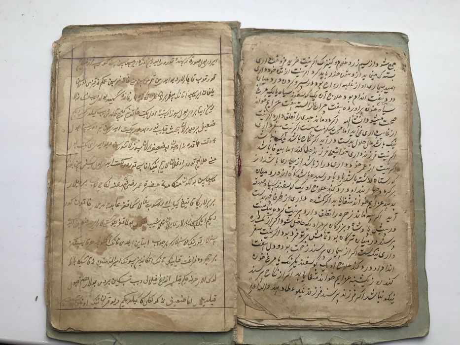 Продам книги антиквариат, книгам более 100 лет