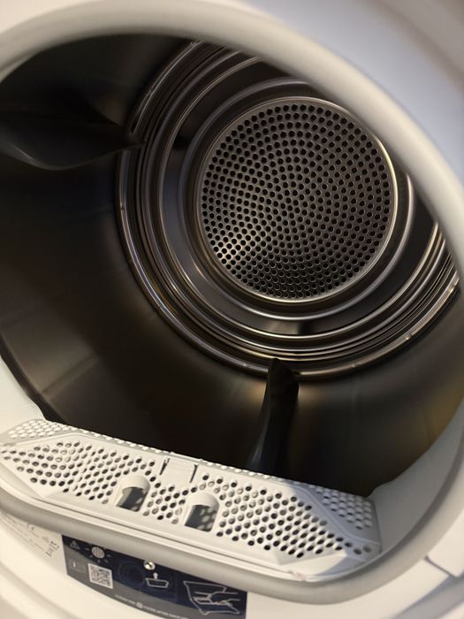 Uscator rufe Electrolux cu pompa caldura