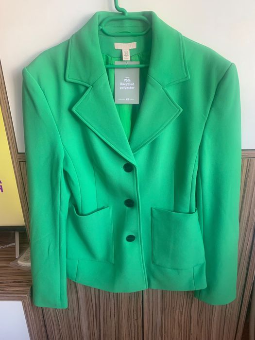 H&M ново, с дамско сако