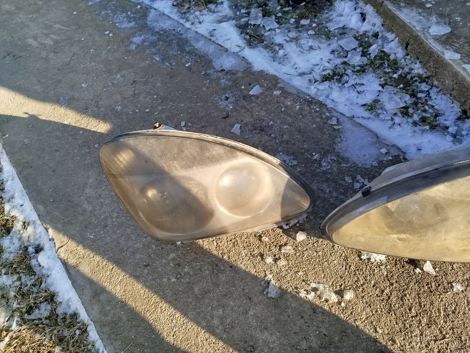 Фары  на Газель б/у пара 8000тенге