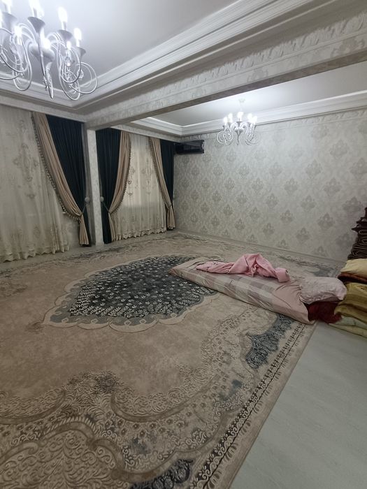 Продается  Юнусабад -14 4/1/5