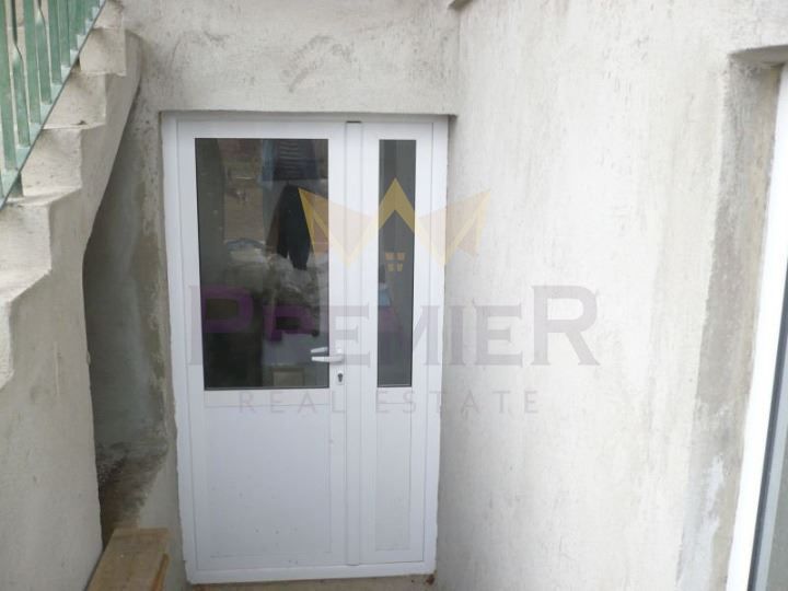 Продава се Къща в с. Партизани, Област Варна - 240 кв.м за 192 €/кв.м - Снимка #5