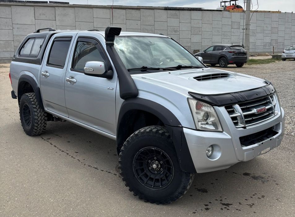 Isuzu D-Max 2007 4X4 Reductor Mare Mic 2.5 Diesel CLIMA Camera Navi