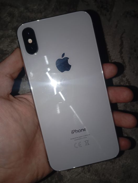 iPhone XS 64 gig