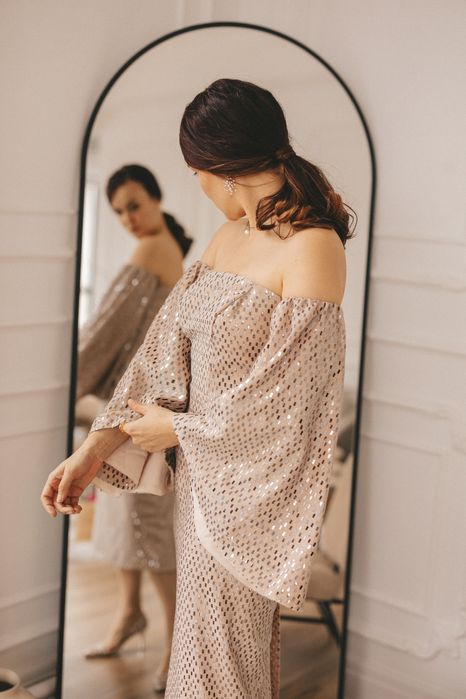 Платье в пайетках