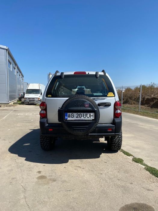 JEEP Cherokee 2006 — imagine 3