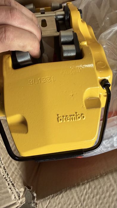 Спирачни апарати Brembo 17z 3L1331 6-бутални