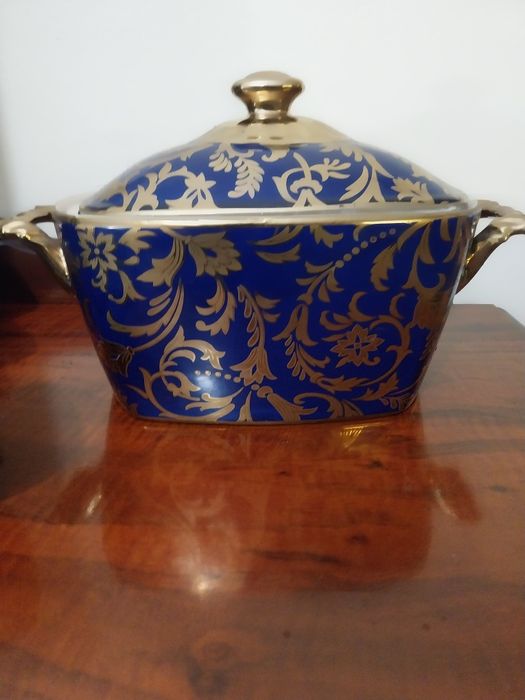 Френски порцеланов кобалтов сервиз с 24к златно покритие