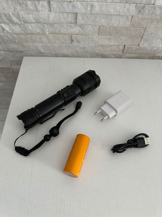 Lanterna NOUA led 30w, 3000 metri