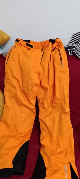 Pantaloni schi portocalii
