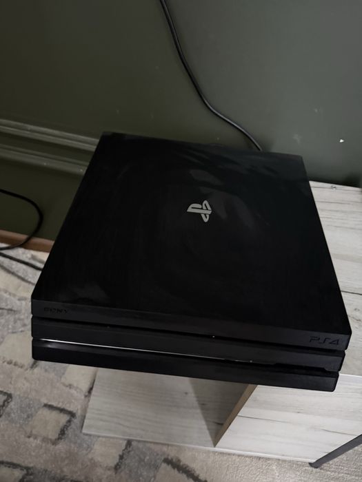 PlayStation 4 Pro 1 tb