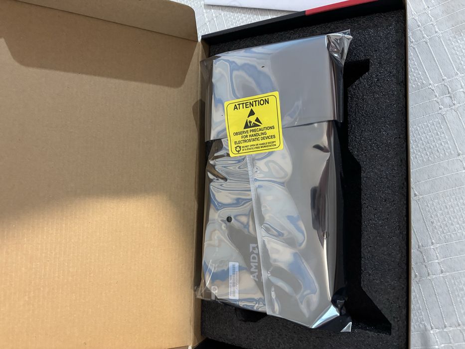 ASRock AMD radeon rx 9060 xt CHALLENGER 16GB oc