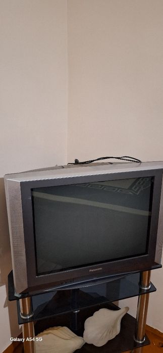 Panasonic televizor patsitavka qushib beriladi