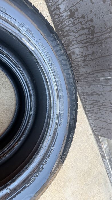 Bridgestone R19 235/55