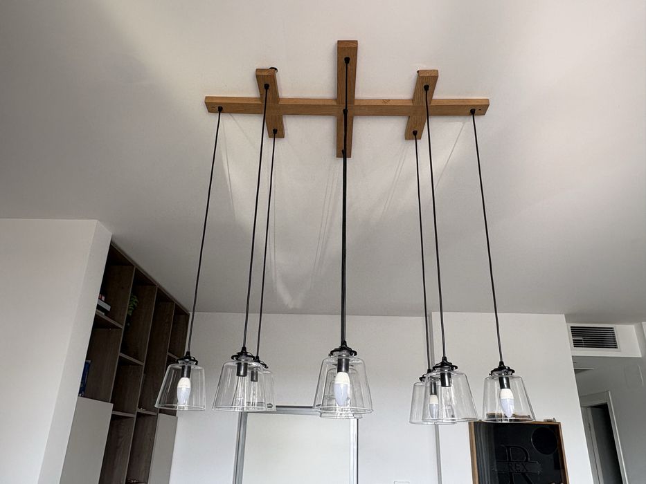 Lampa de masa suspendat