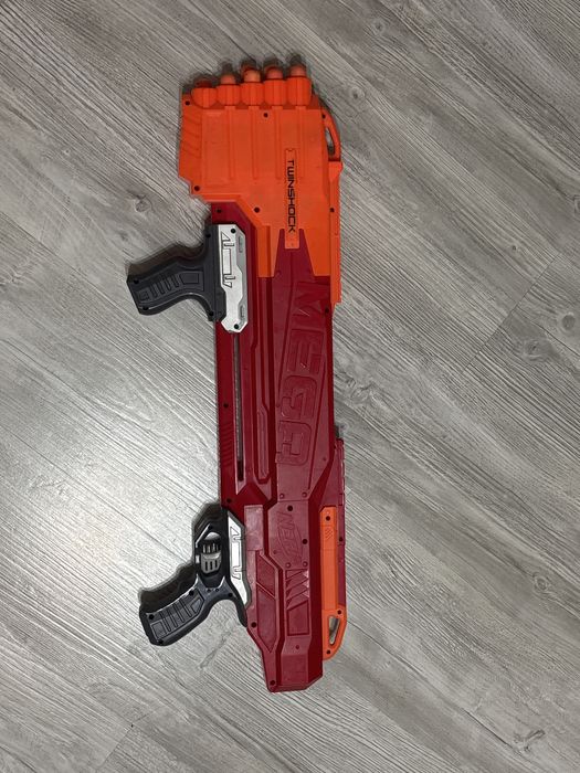 Бластер Nerf maga twinshock