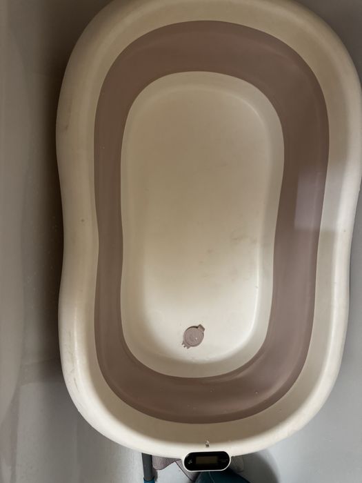 Отдам ванночку скоадную с горкой