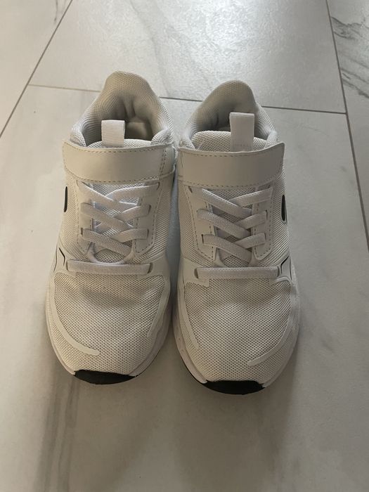 Страхотни маратонки Fila