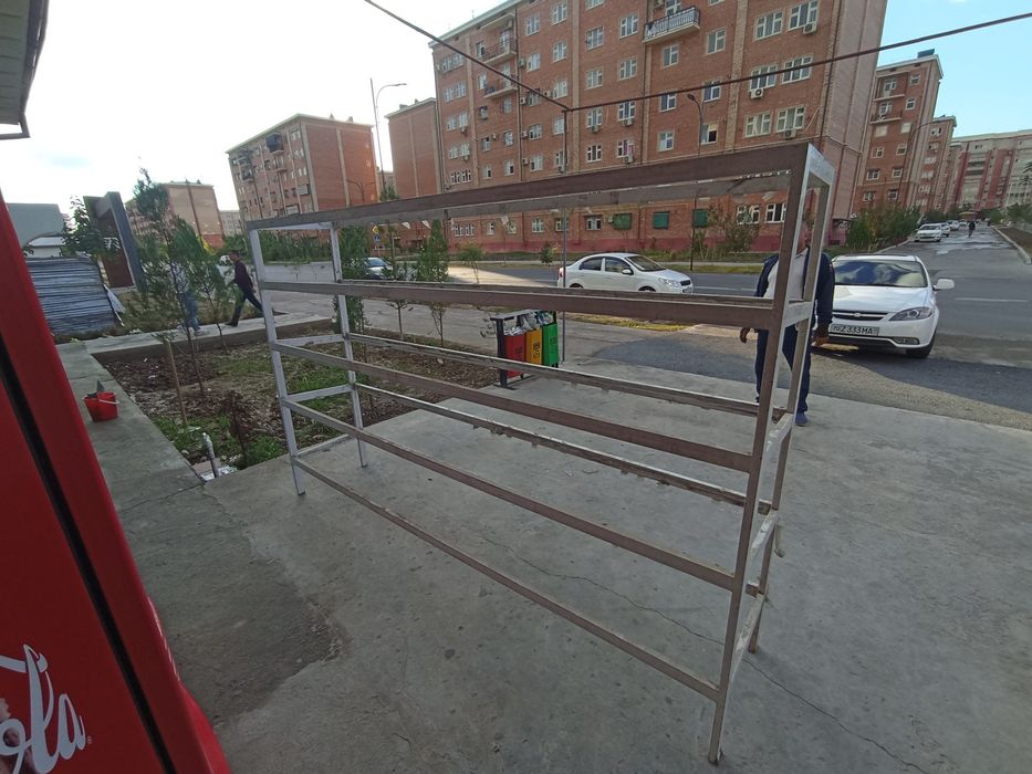 Металлические стелаж