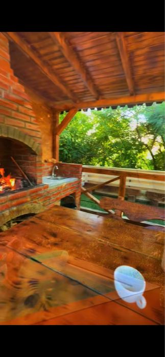 Cabană cu ciubar de inchiriat  Vila Fof  5 camere Prahova    ciubar Prahova