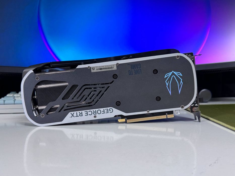 RTX 4070 Ti Zotac AMP Airo