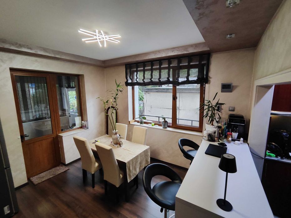 Продава се Етаж от къща в Велинград - 100 кв.м за 1100 €/кв.м - Снимка #7