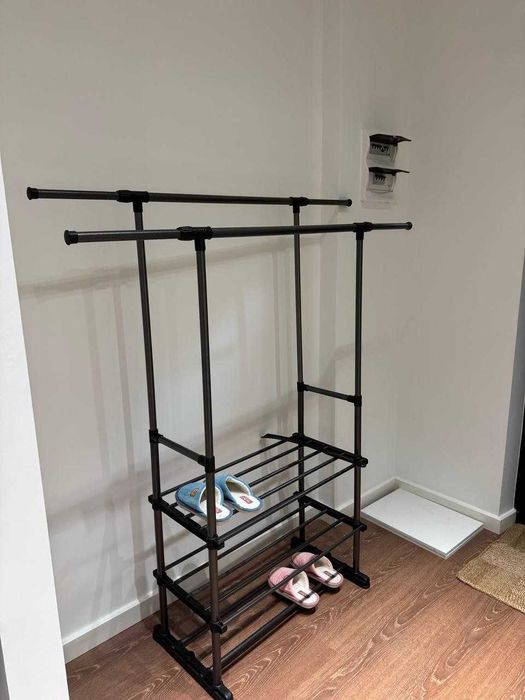 Вешалка для одежды, напольная на колесиках, вешалка с обувницей