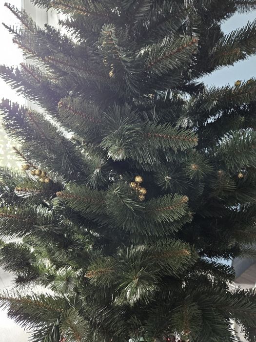 Vând brad artificial folosit 1 singura data