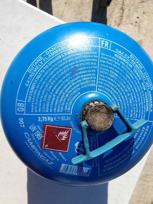 Vand butelie de gaz, pentru camping