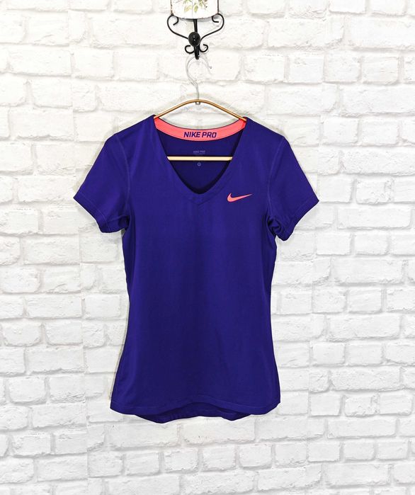 SALE % NIKE Pro Оригинална дамска лилава тениска размер М