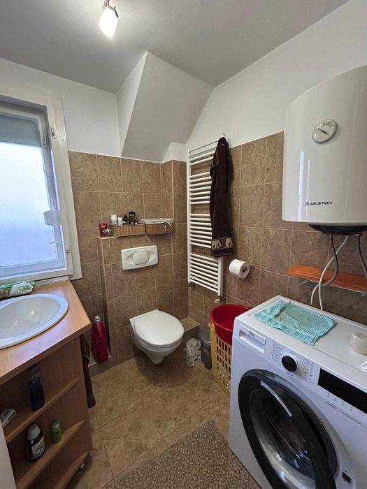 Casa de vanzare cu teren 20 ari in Decebal