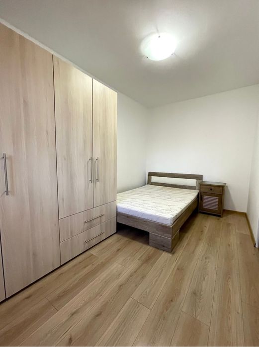 Inchiriez apartament 2 camere Milea (Luptei .OMV)persoana fizica